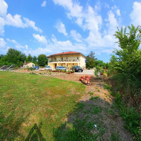 Kivotos Apartment
